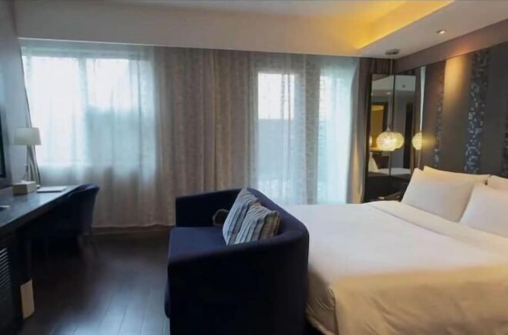 Orange Crystal Hotel (North the Bund East Daming Road) 16/59