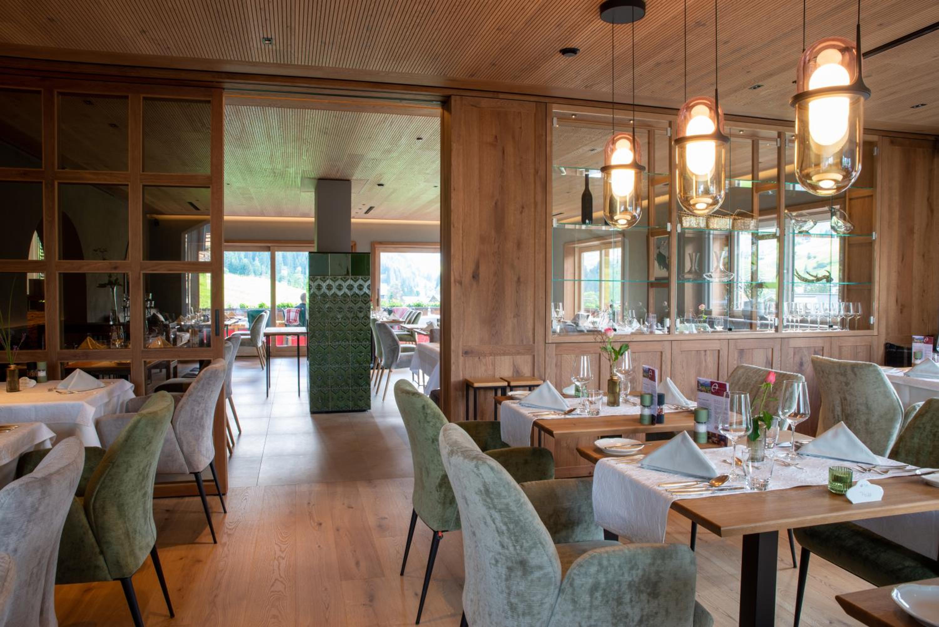 Ski and activity hotel Almhof Rupp 15/24