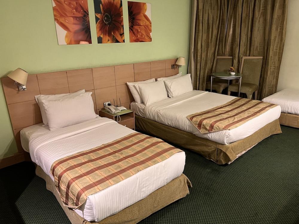 Luxury, Triple, Queen and Twin Beds