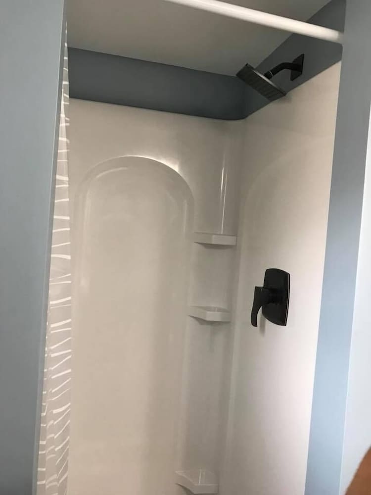 The Guest House 18/30