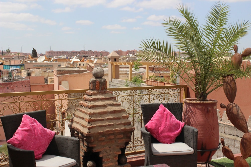 Riad Eloise 63/75