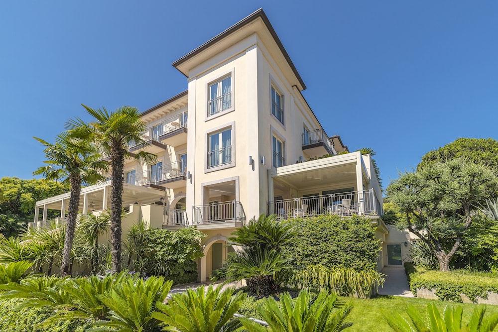 Villa Rosa Hotel in DESENZANO DEL GARDA