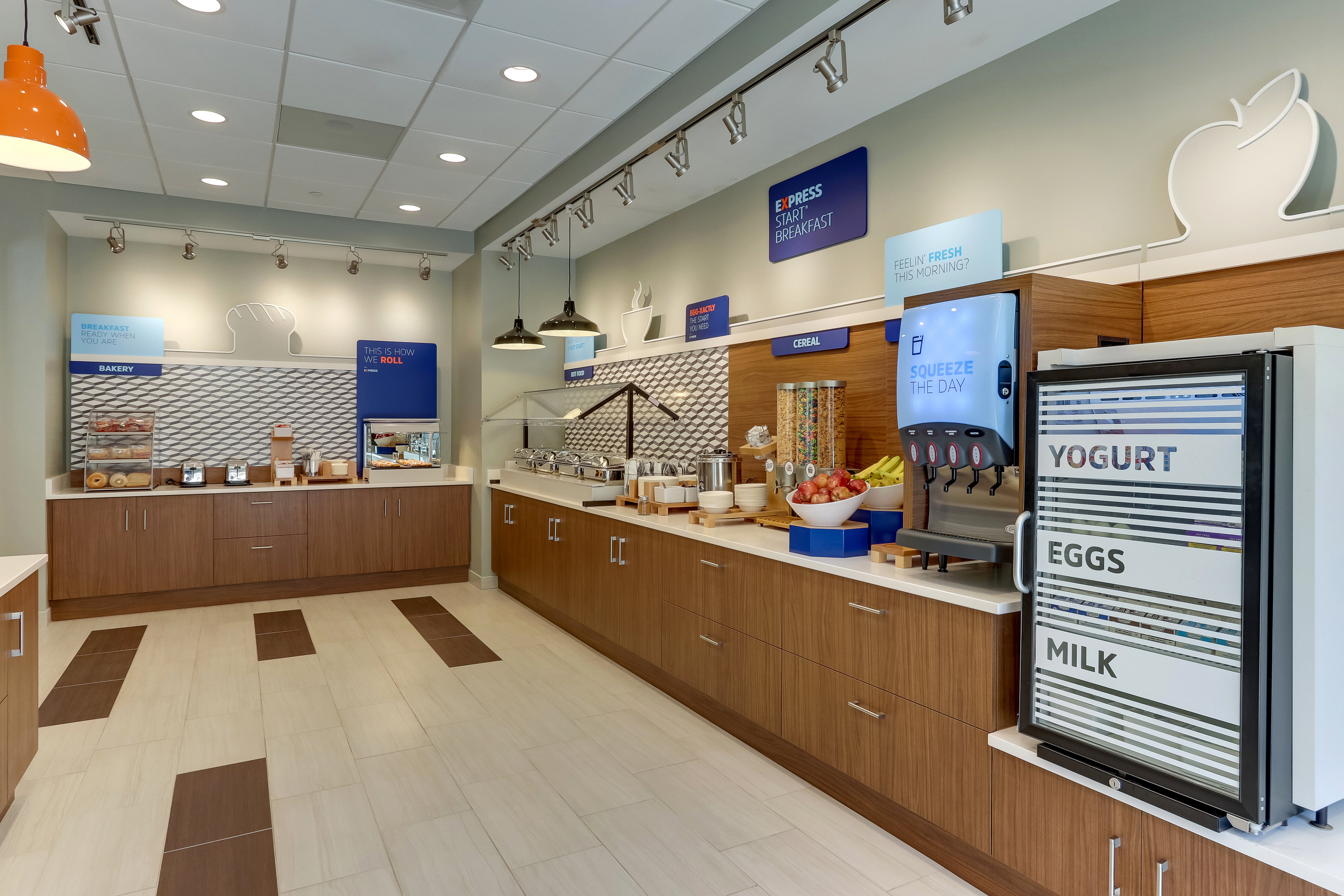 HOLIDAY INN EXPRESS AND SUITES WINSTON SALEM SW CLEMMONS 6/50