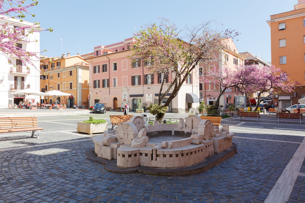 B&B Piazza Fratti 60/69