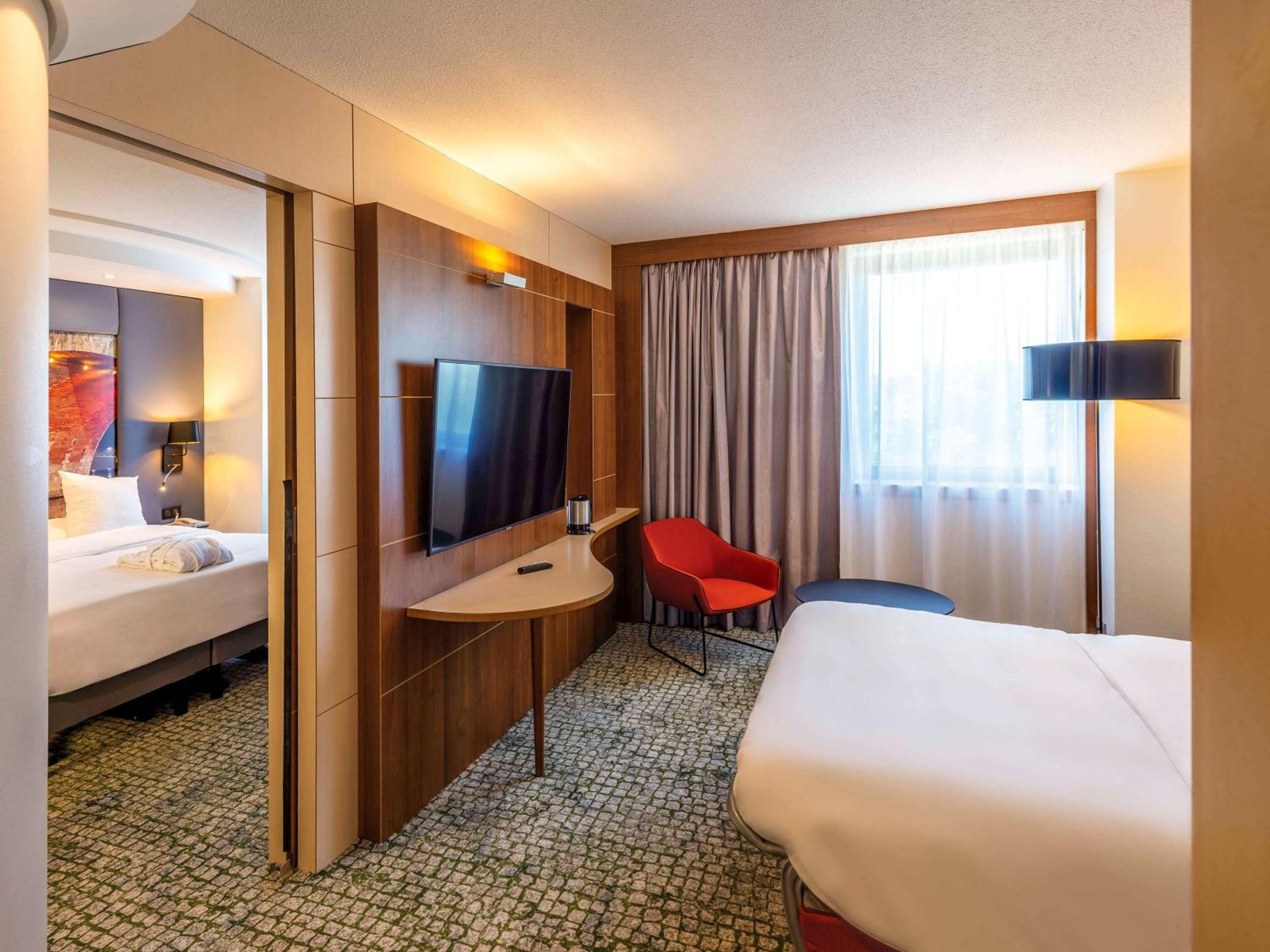 جناح سوبيريور مع أريكة، Mercure Toulouse Centre Compans Hotel 3/9