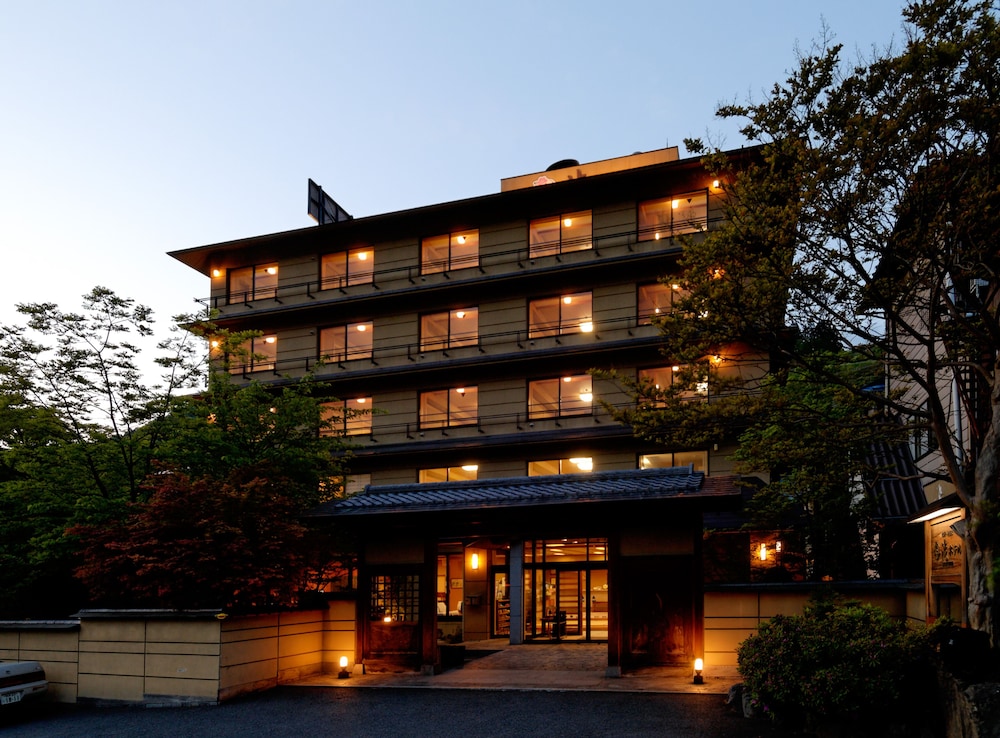 Shibu Hotel 4/66