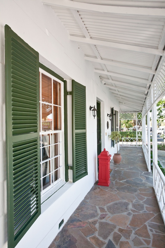 Oakdene Guest House 5/42