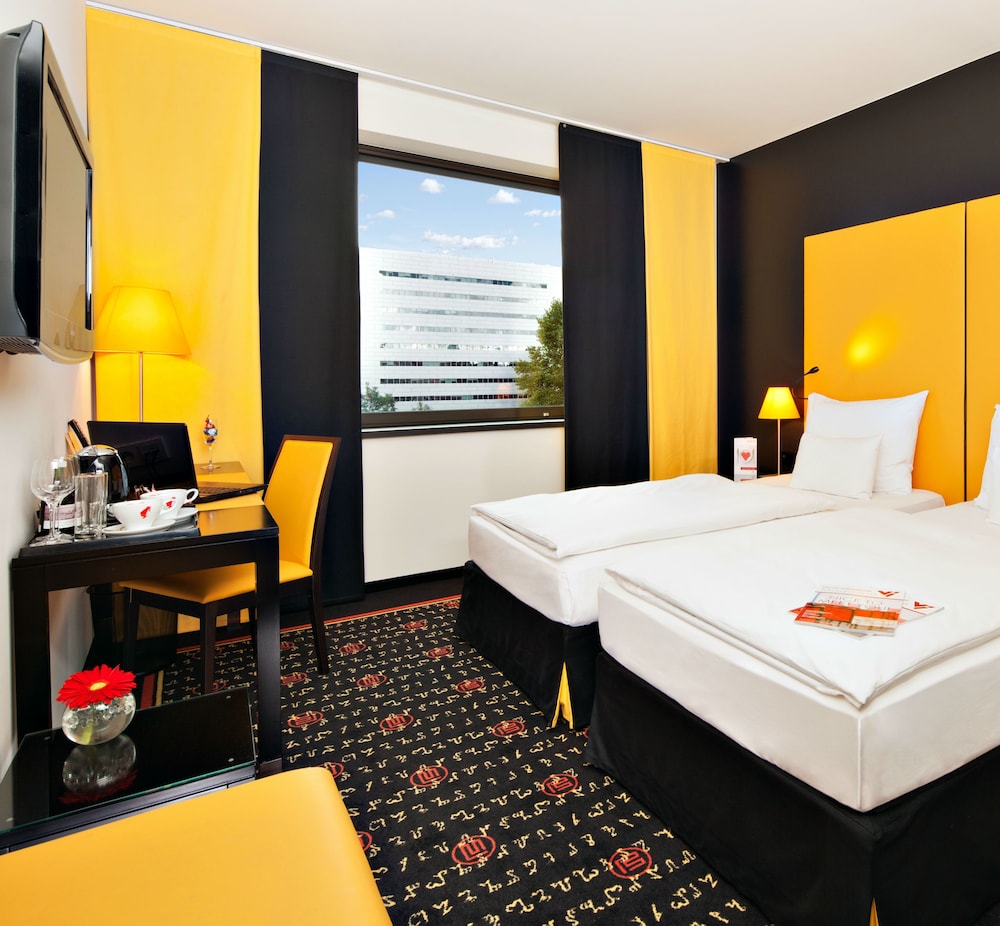 Vienna House Easy by Wyndham Katowice 10/50