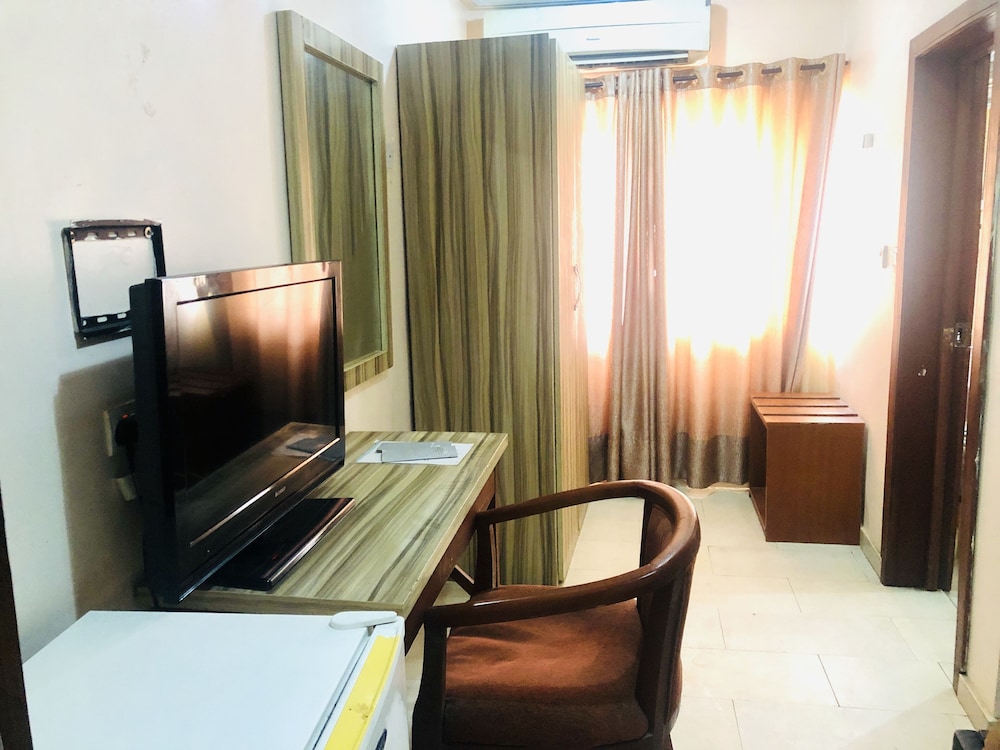 Silver Grandeur Hotel 21/31
