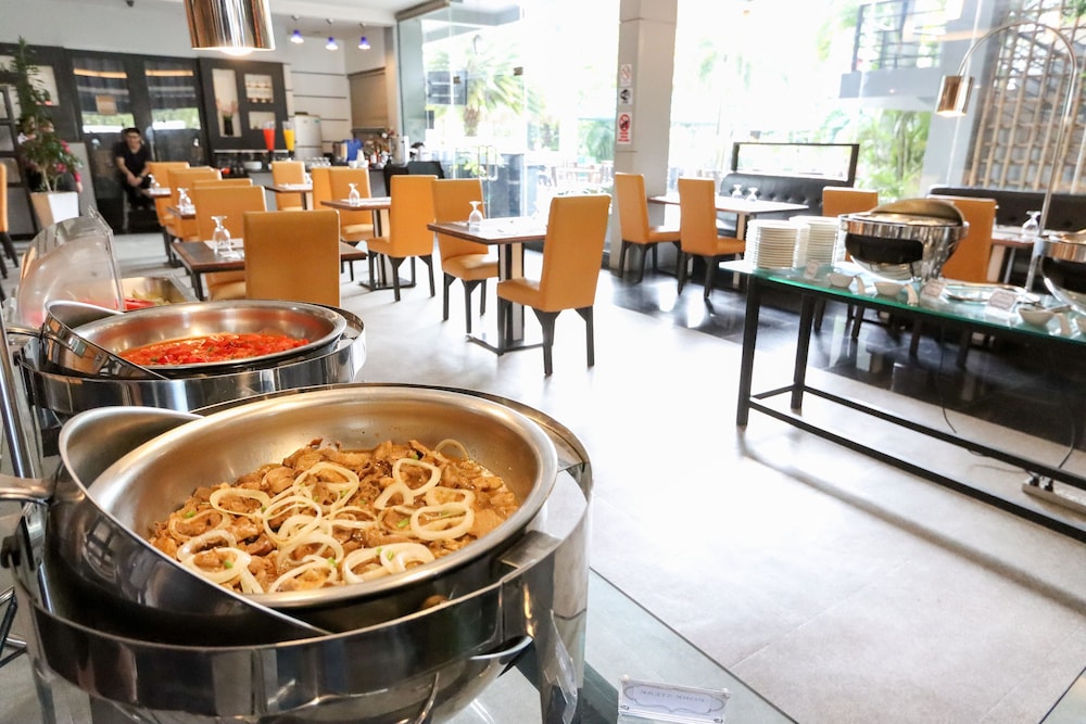 Laguna Technopark Hotel 18/49