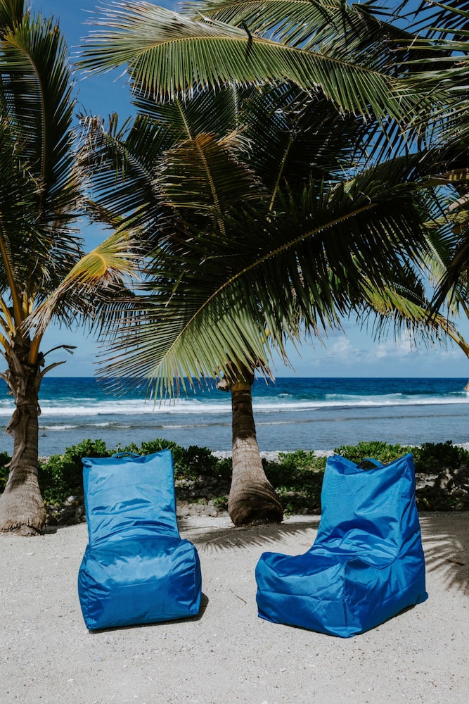 Sunrise Beach Bungalows 56/64