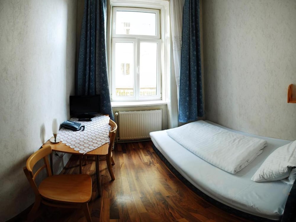 Pension Arpi 22/35