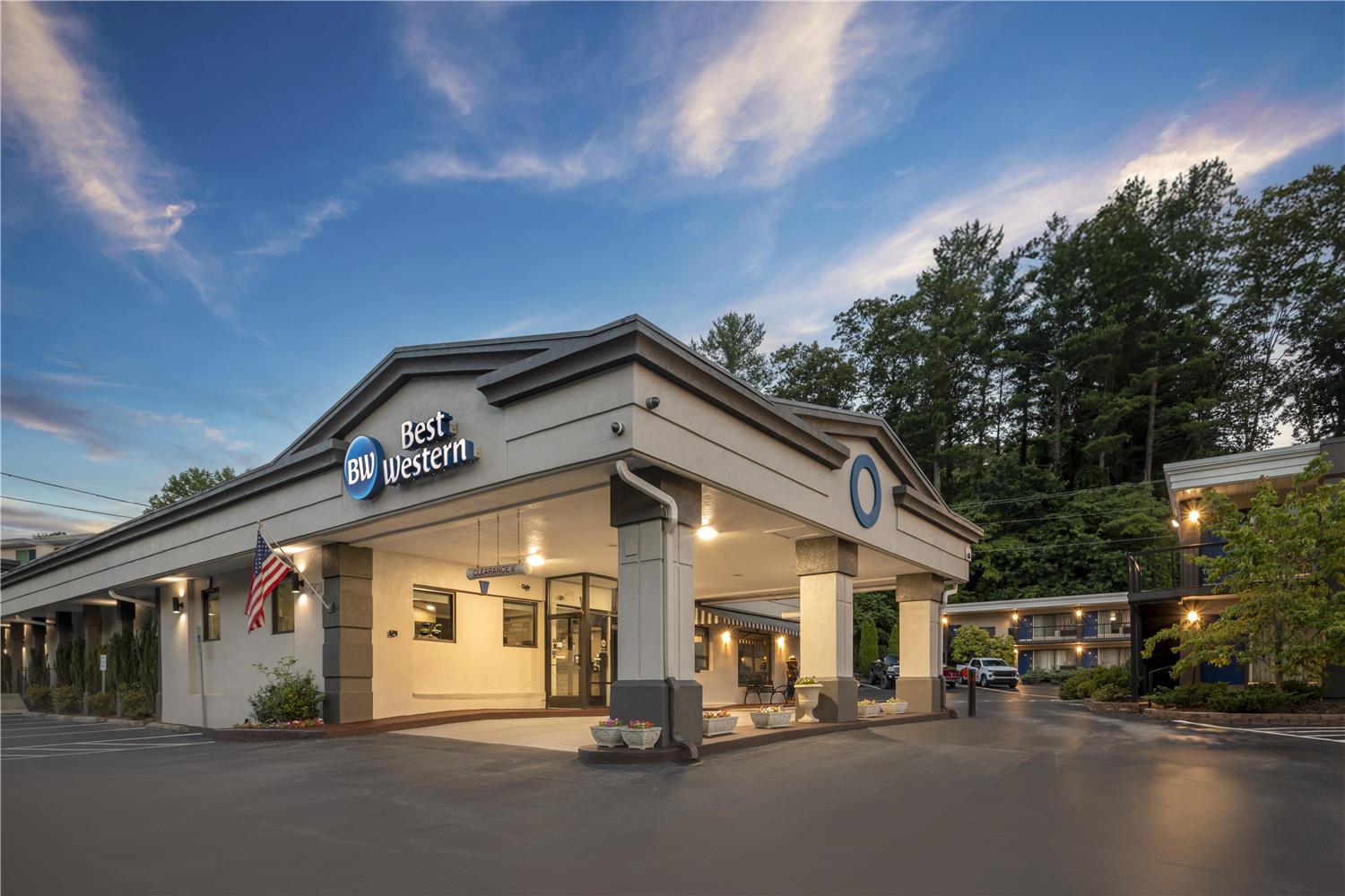 Best Western Asheville -Blue Ridge Parkway 2/40