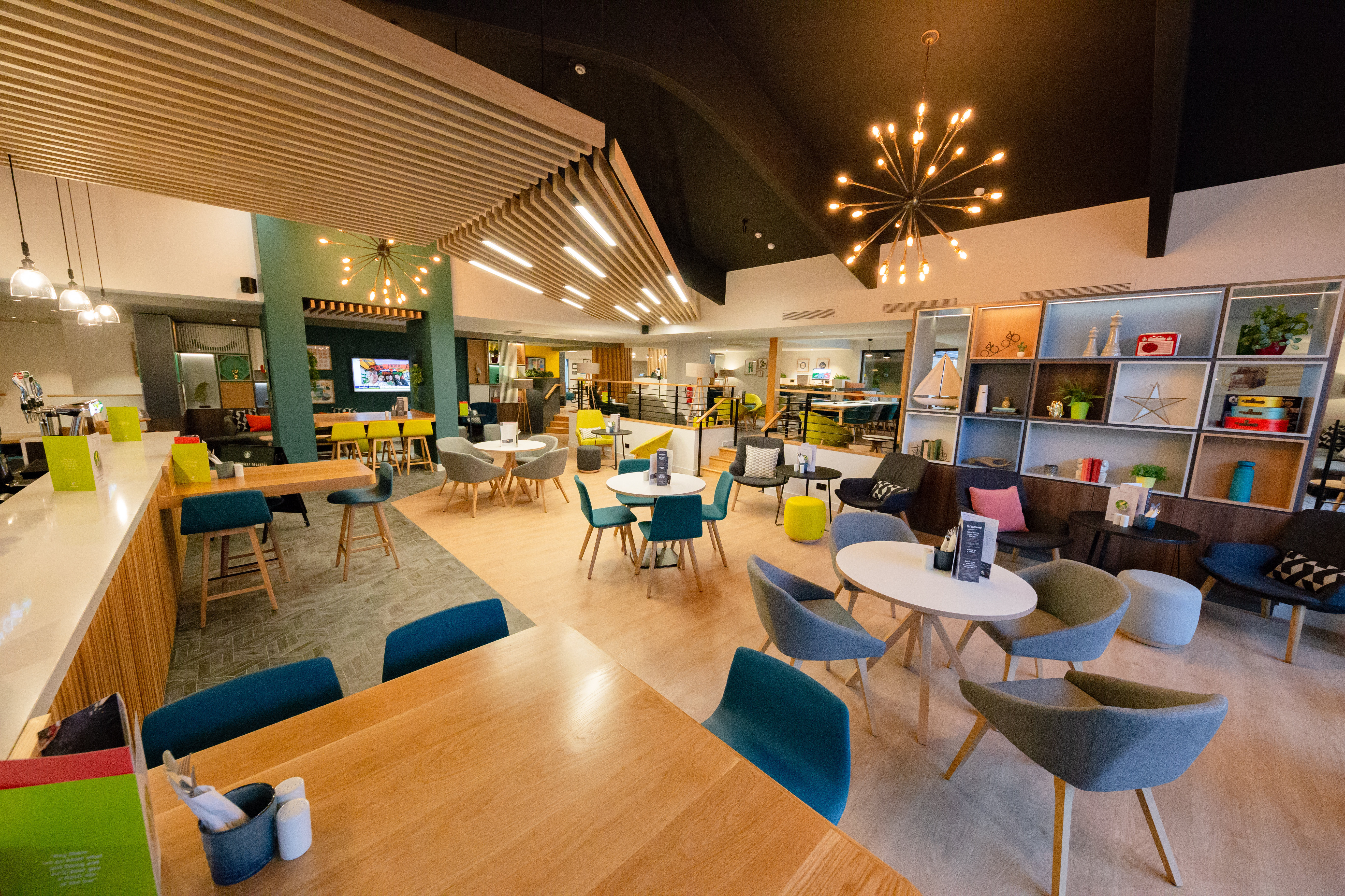 Holiday Inn Newport 25/46