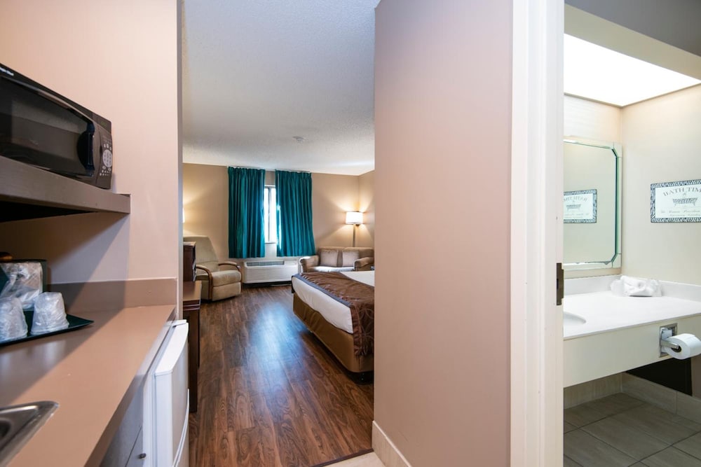 Guest Inn and Suites Midtown Medical Center 37/38