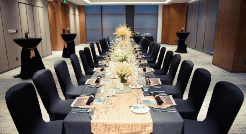 Vienna Hotel (Tianjin Jinzhong Street store) 45/54