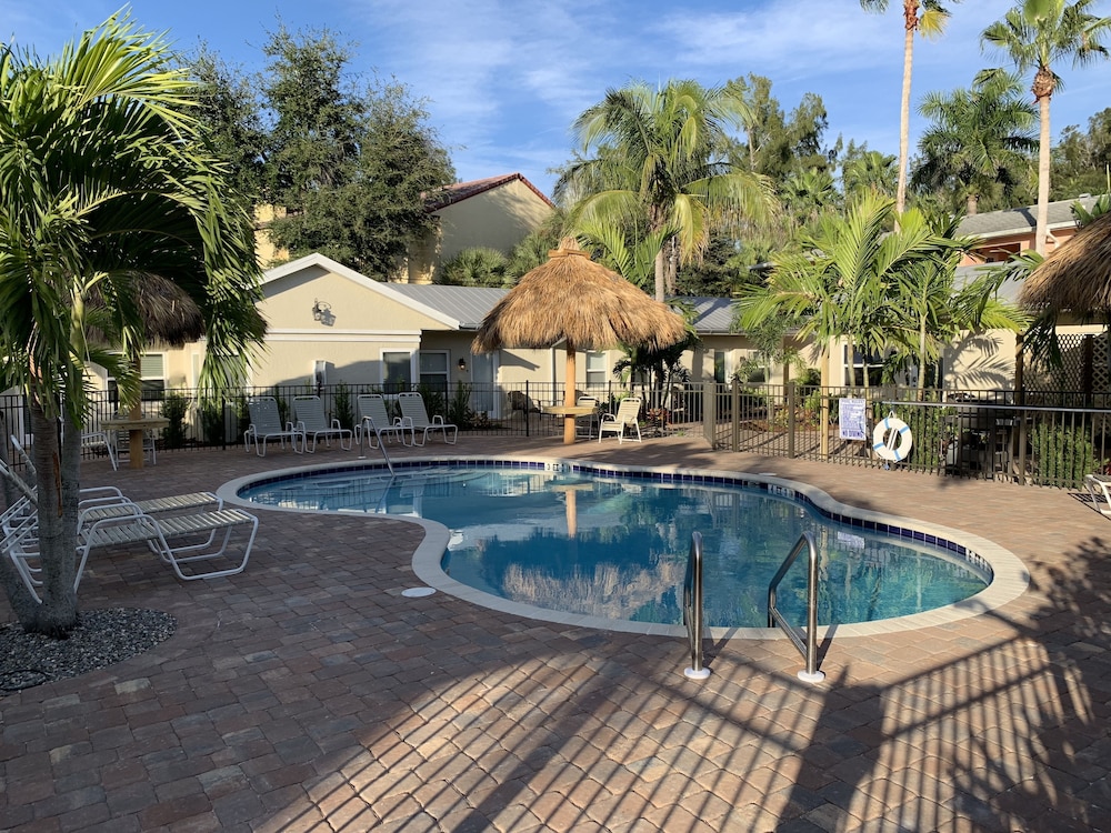 Twin Palms at Siesta 44/50