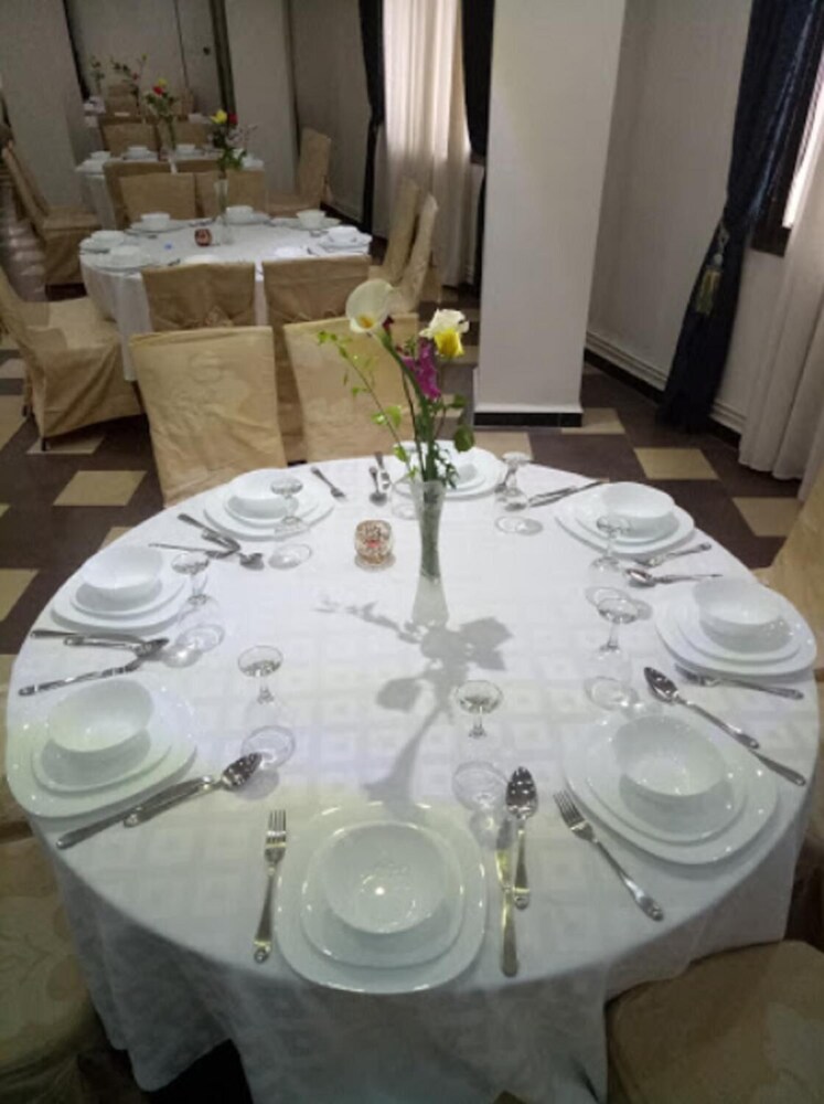 Stambouli Hotel 43/51