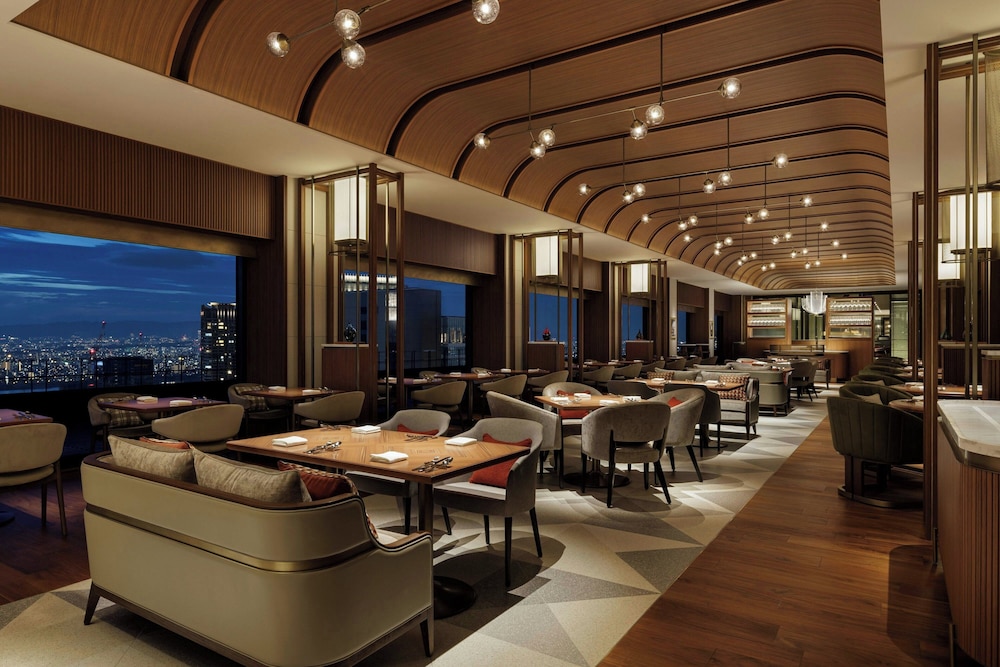 THE OSAKA STATION HOTEL, Autograph Collection 28/46