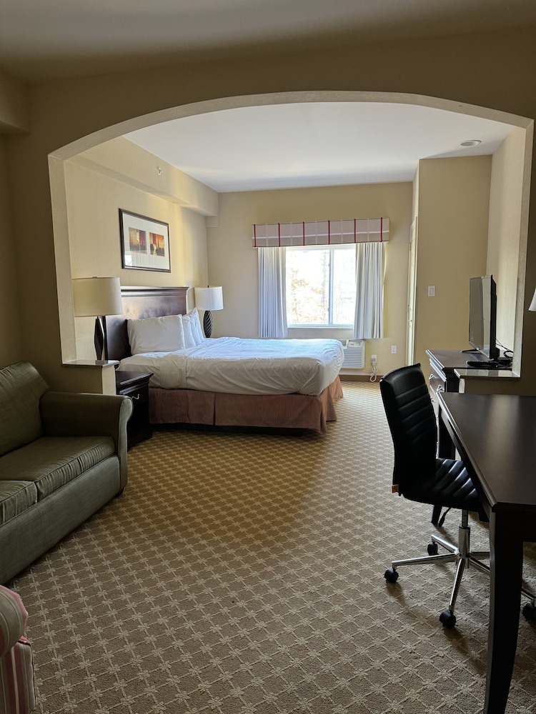 Spark by Hilton Galloway Atlantic City 21/54