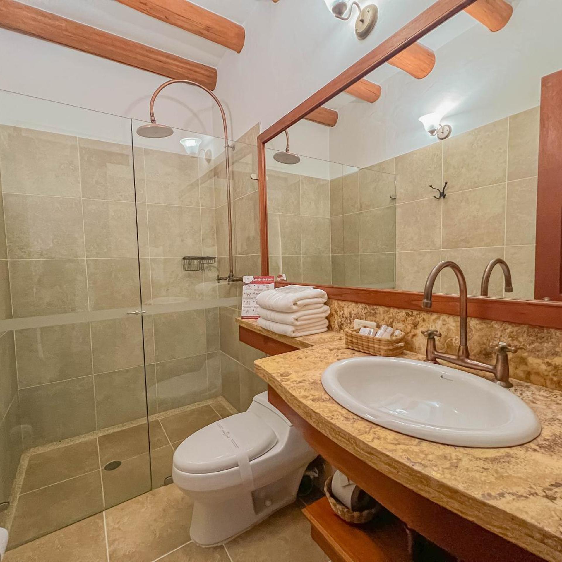 Maria Bonita Hotel 50/50