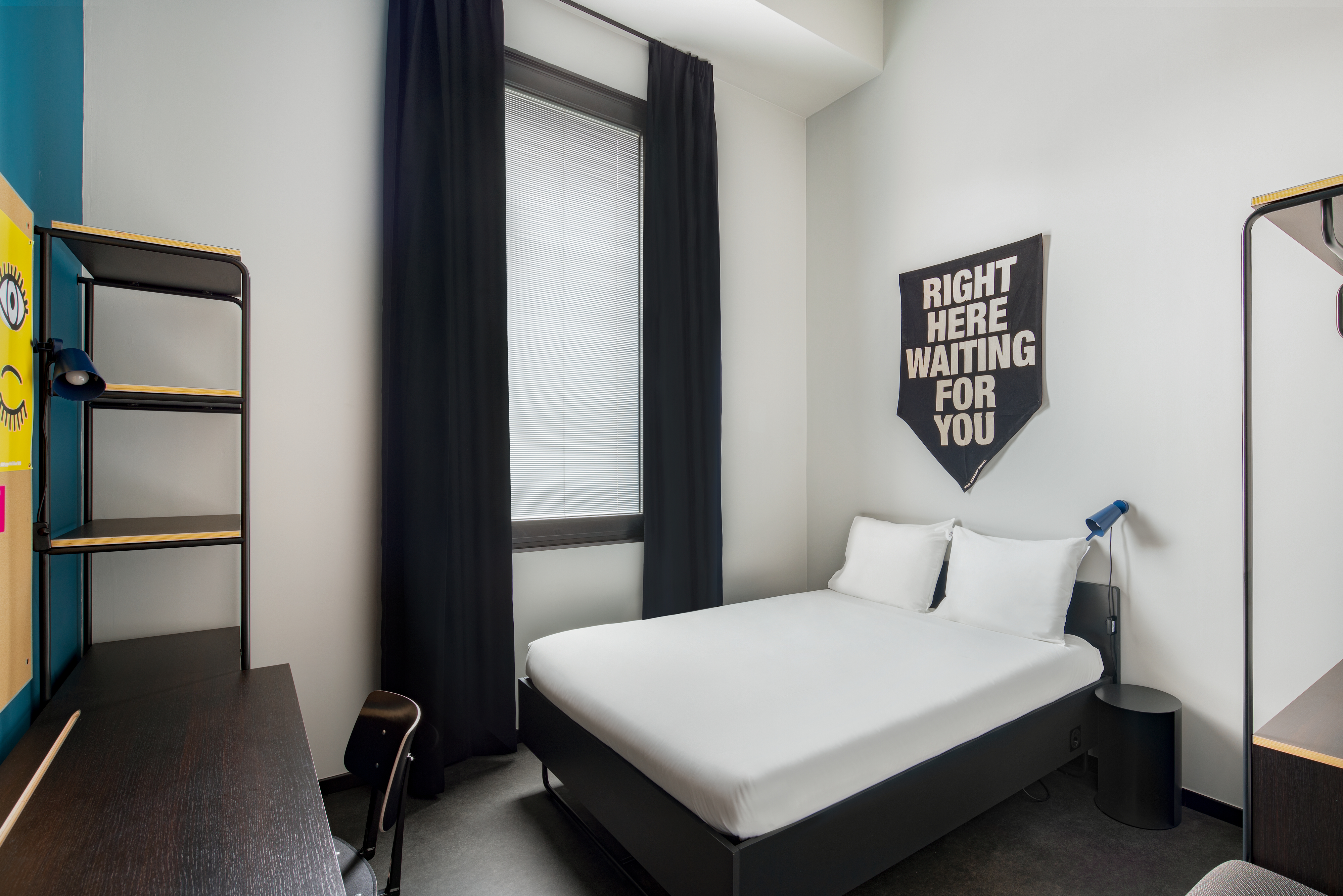 Room, Queen Bed
