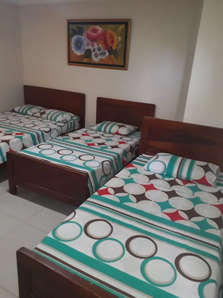 Hotel Colonial Inn 16/26