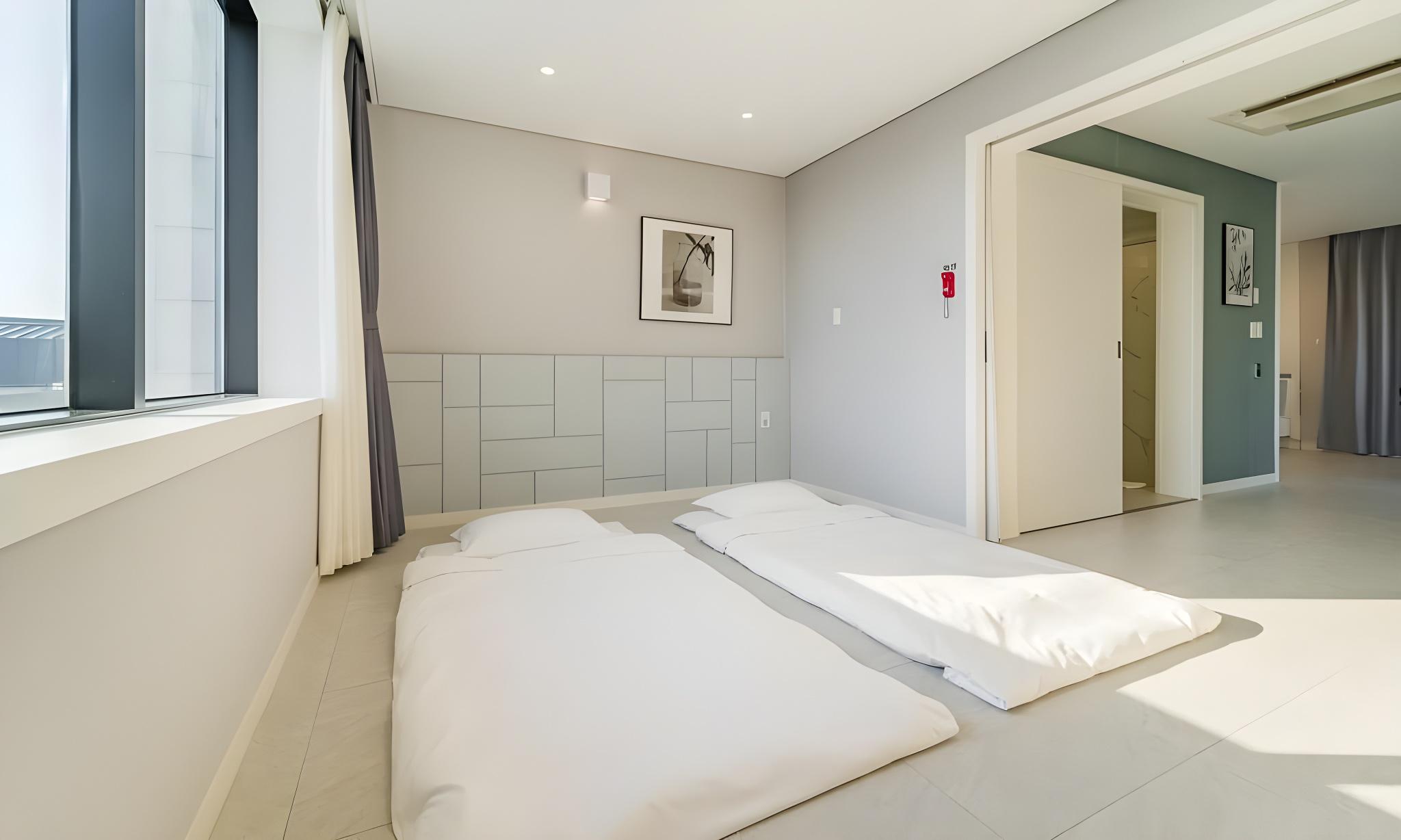 Ondol, Study, Private Pool