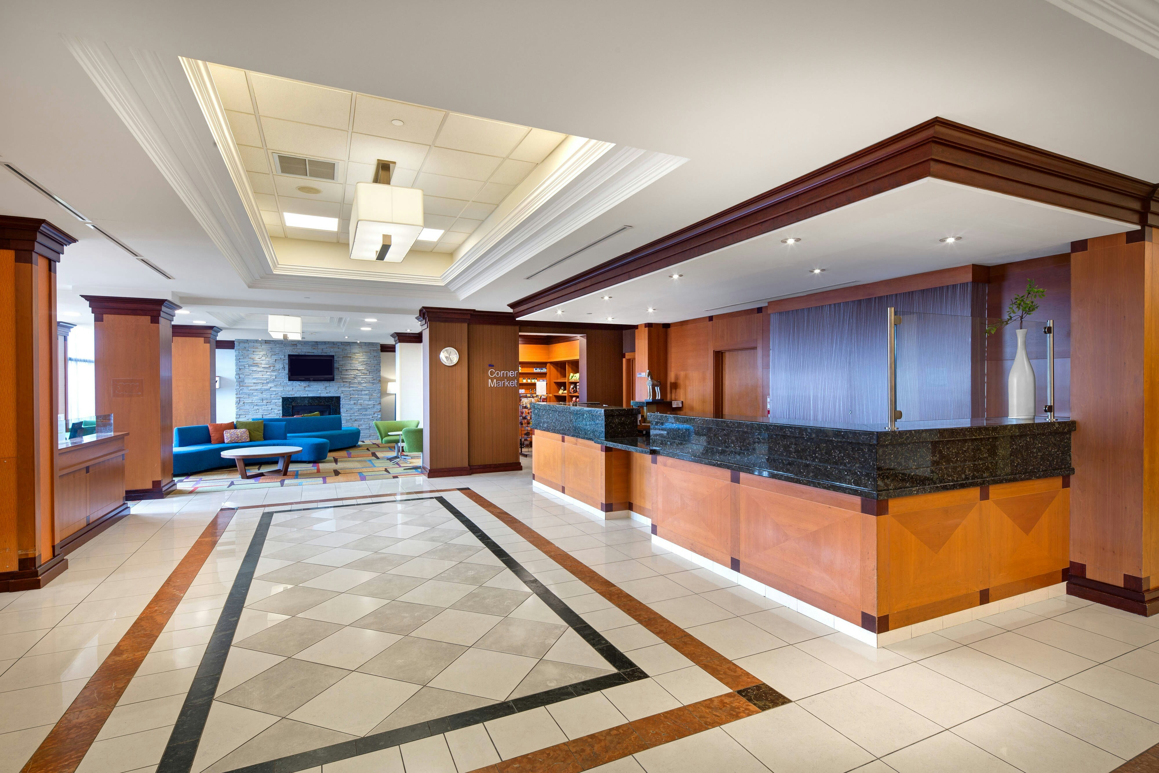 Fairfield Inn And Suites Toronto Airport 1/5