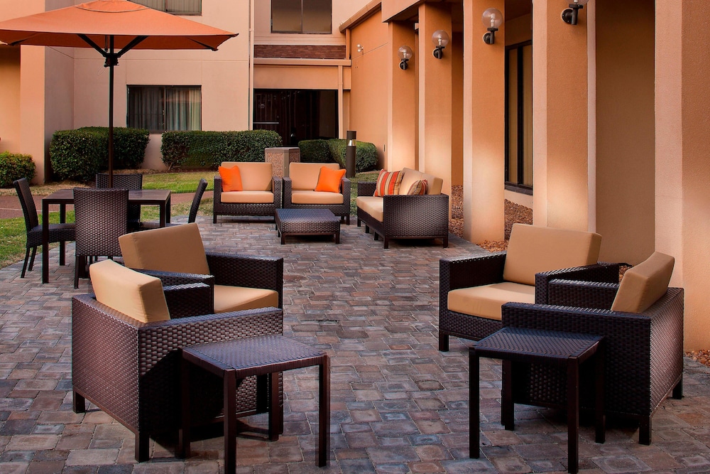 Courtyard Memphis Airport 41/58
