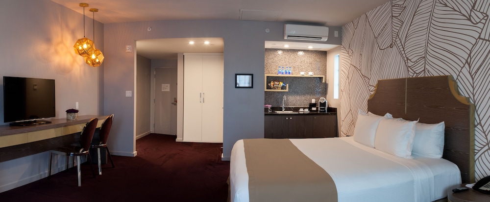 The L Hotel 25/50