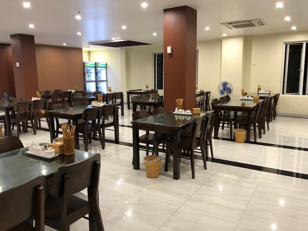 Dragon Airport Hotel 41/49