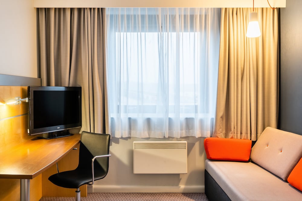Holiday Inn Express Dundee 39/51