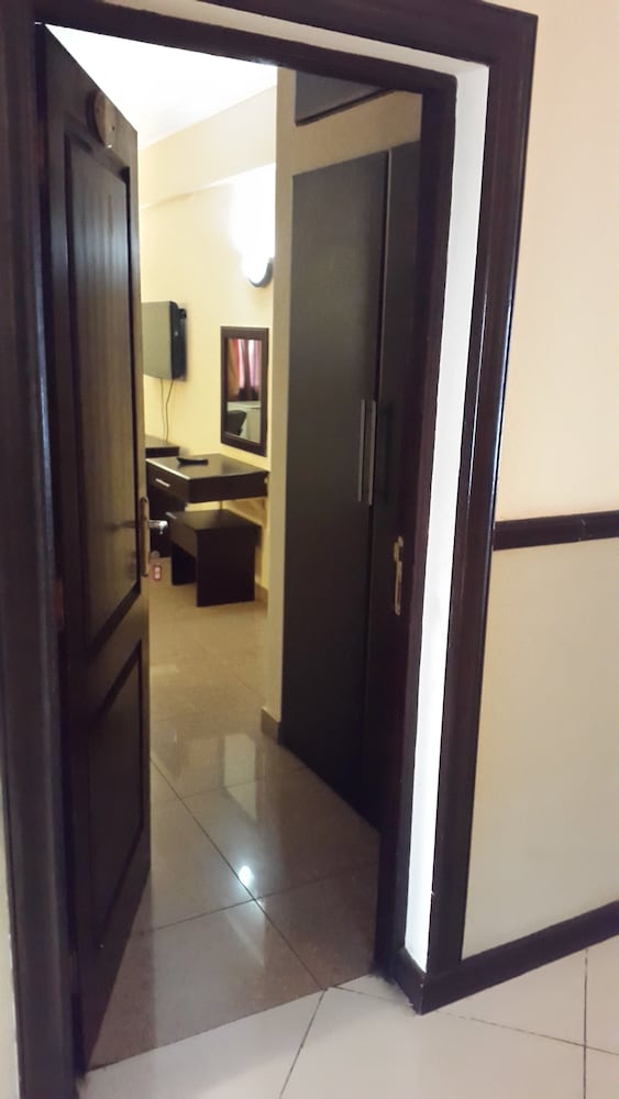 Hotel Al-Khalil 27/48
