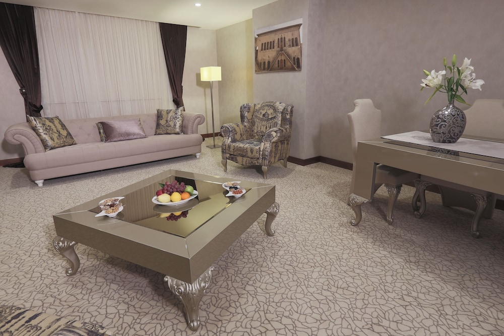 Nevali Hotel 34/50