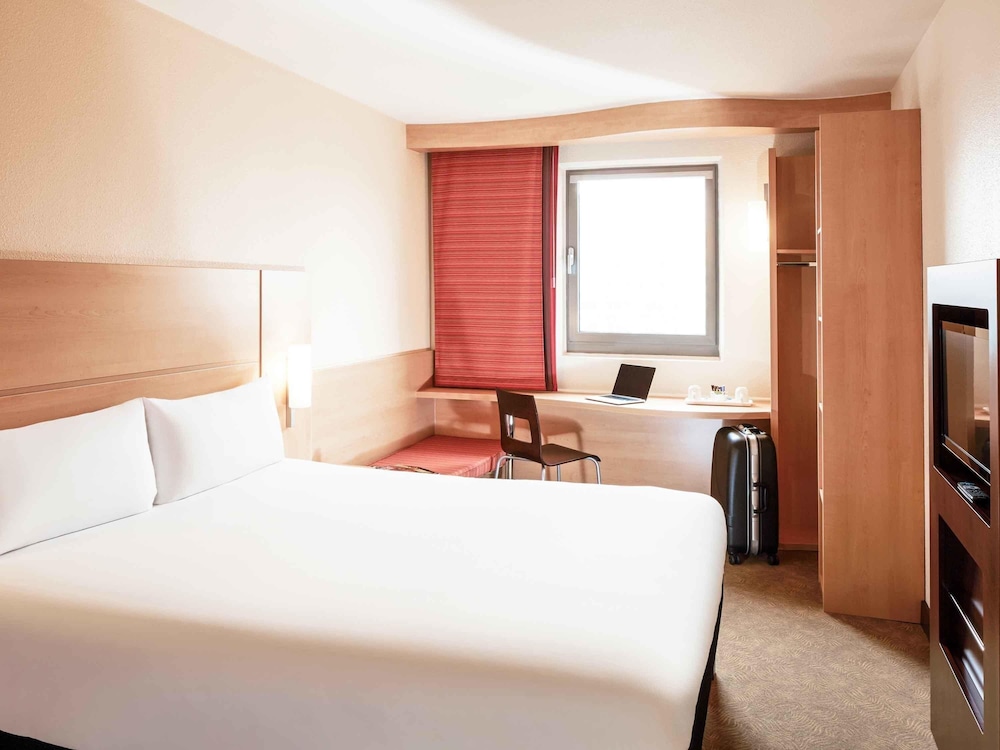 ibis London Elstree Borehamwood 28/60