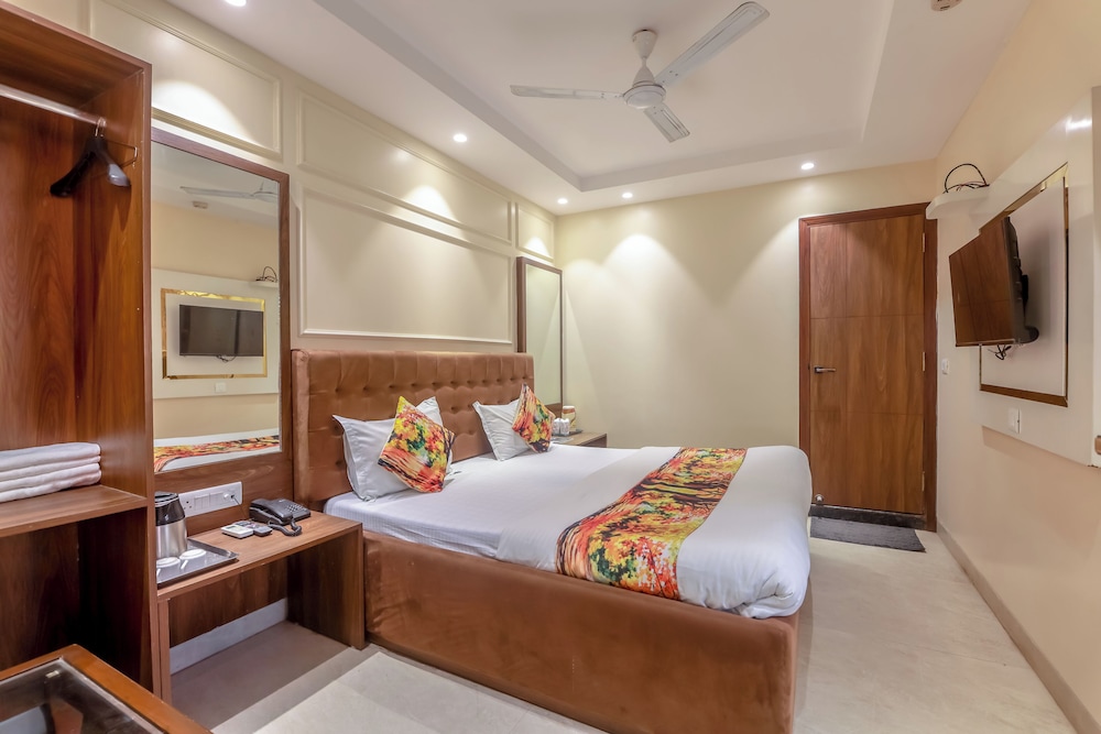 Hotel Avtar At New Delhi Railway Station 16/50
