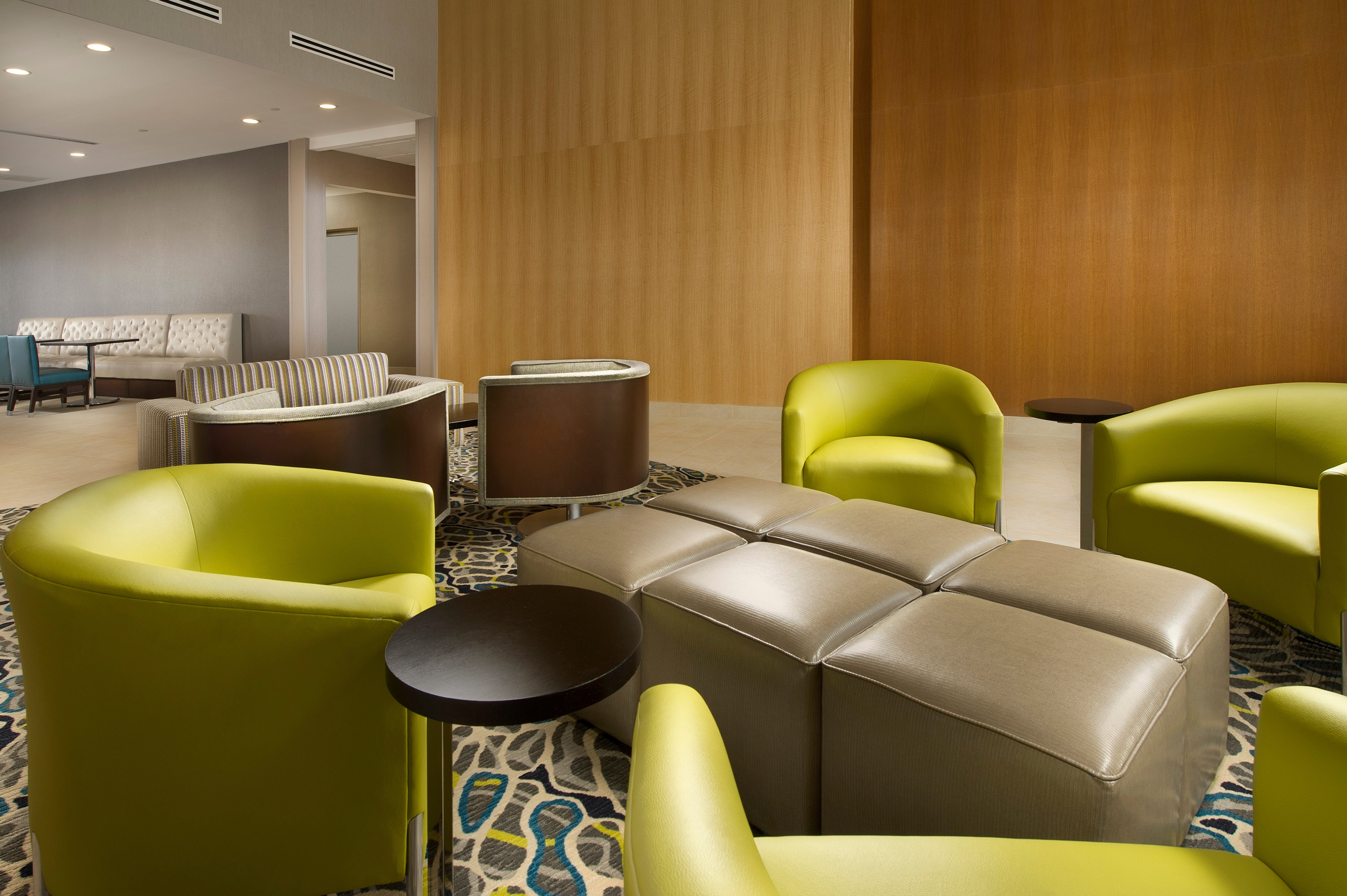 Holiday Inn Express And Suites Waco South 52/56