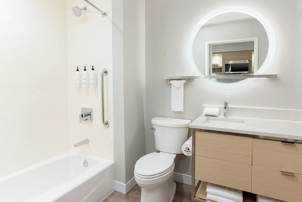 Towneplace Suites By Marriott Monrovia 40/46