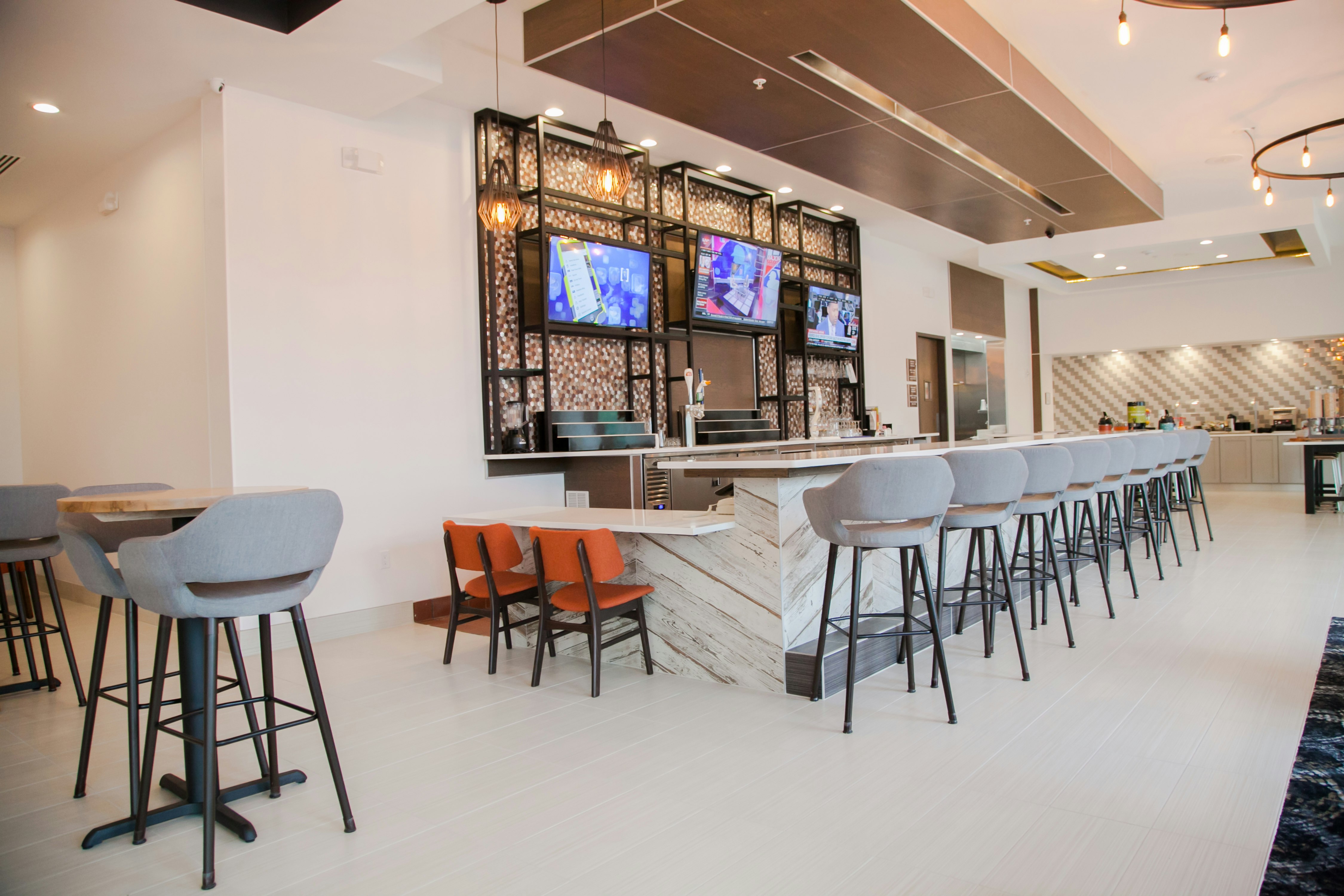 Hilton Garden Inn Tampa Suncoast Parkway 36/53