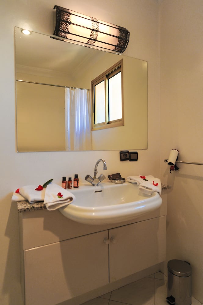 Appart Hotel Amina 56/59