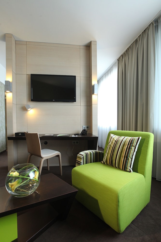 Lindner Hotel Bratislava, Part of Jdv by Hyatt 40/65