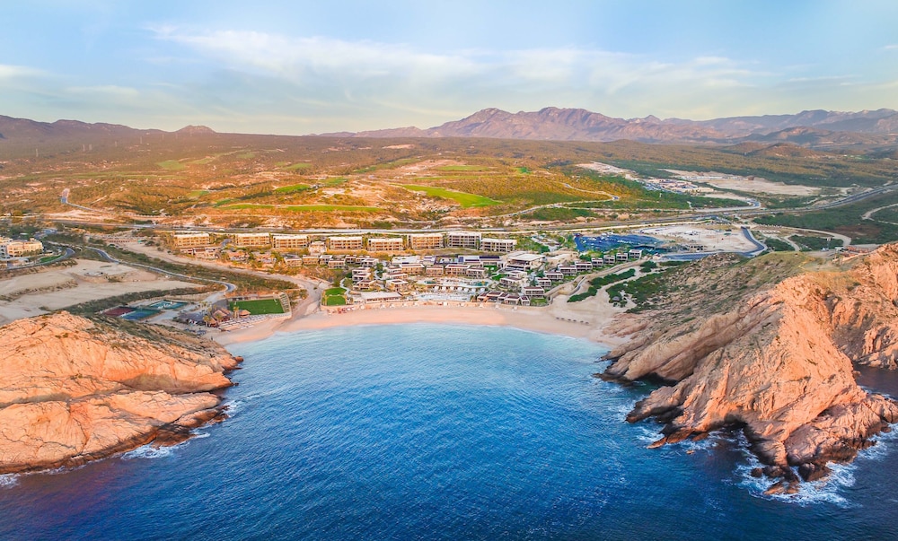 Montage Los Cabos 46/48