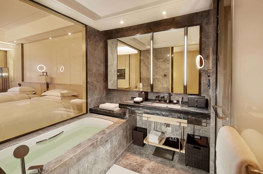Hilton Suzhou 20/54