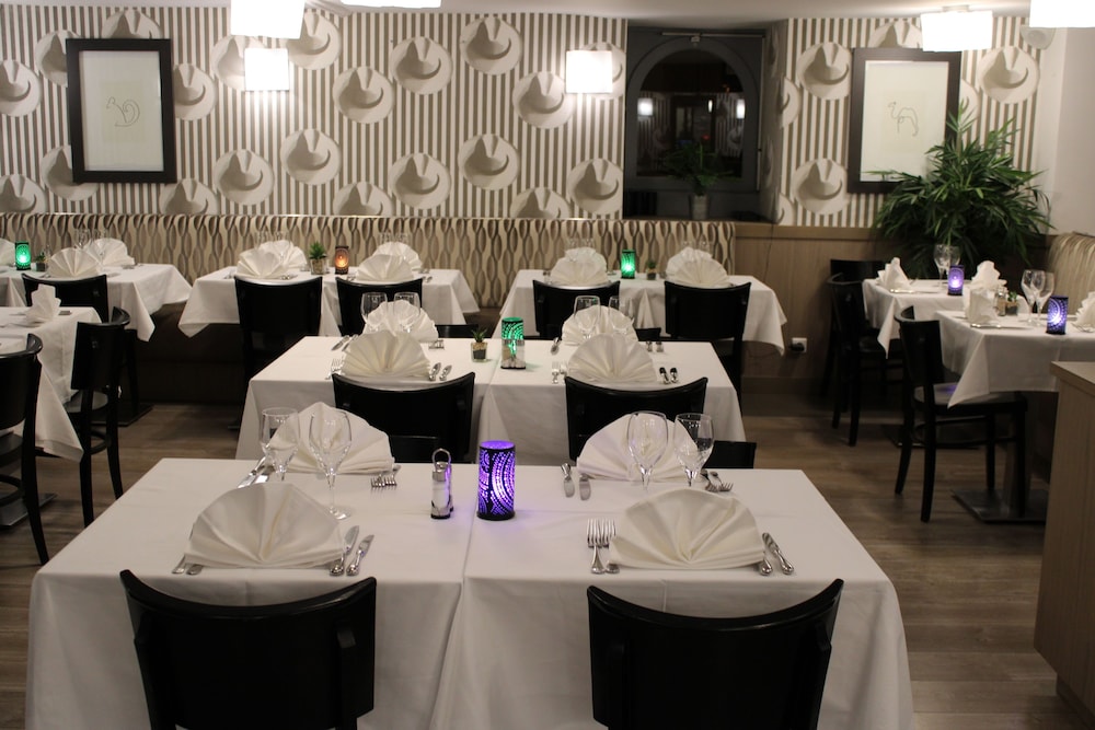restaurant-cafeteria