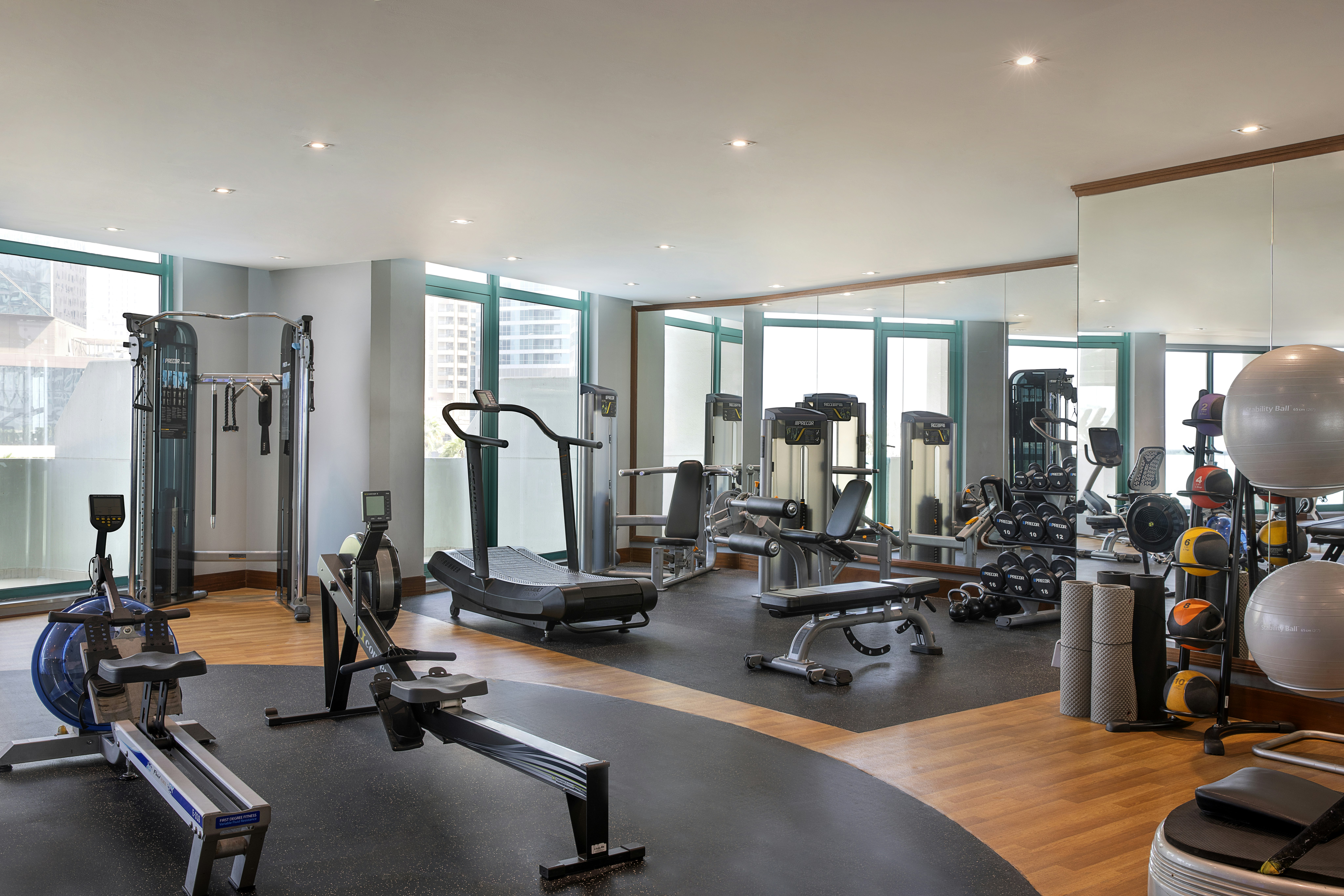 Hilton Dubai Jumeirah 45/84