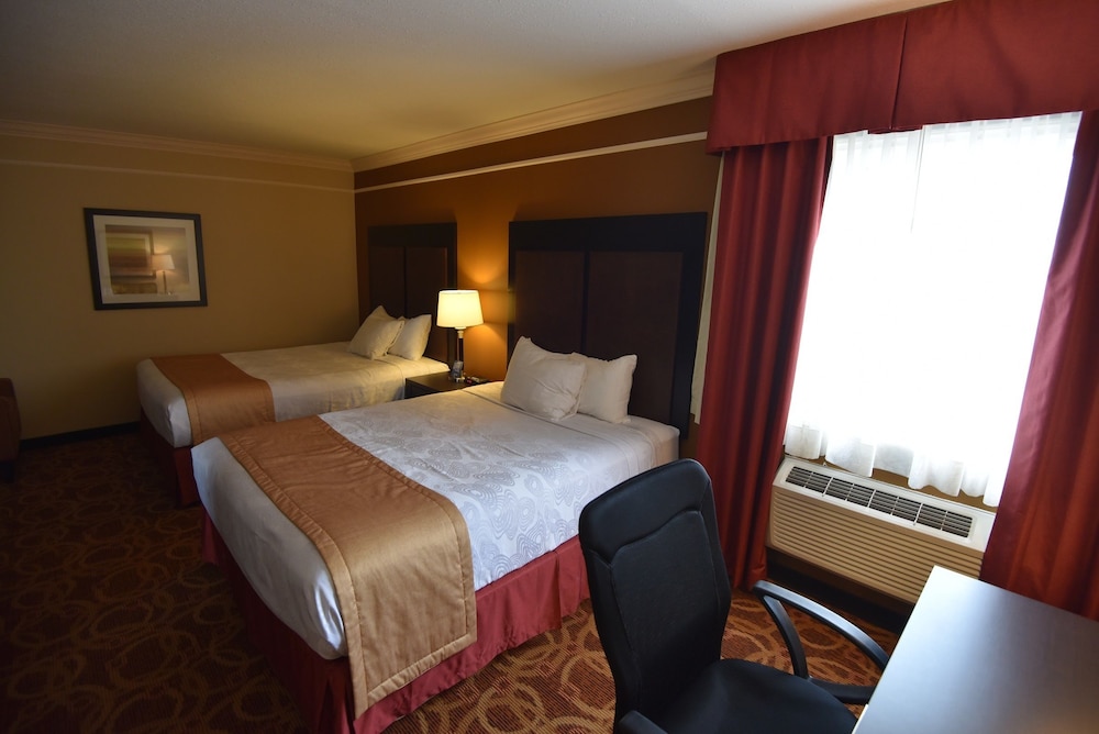 Travelodge by Wyndham Meadow Lake 5/29