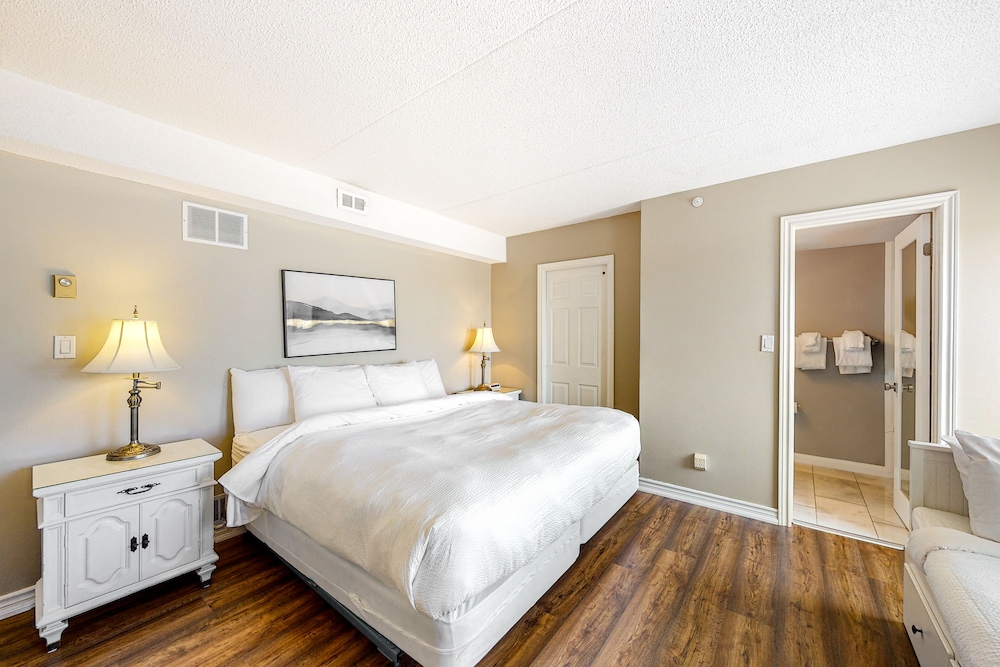 The Lodges At Blue Mountain Mountain Walk Condos 19/50