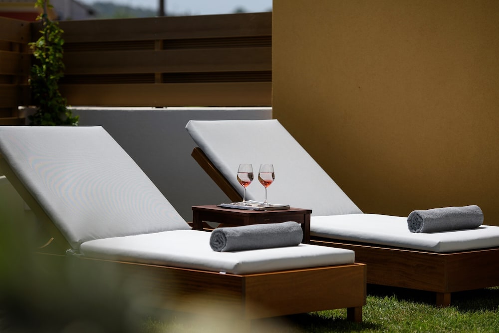 Tessera Boutique Hotel 12/75