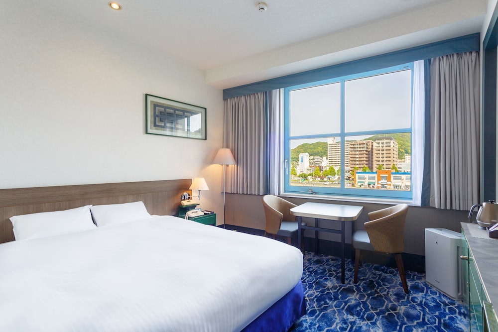 ROOM, DOUBLE BED, CITY VIEW